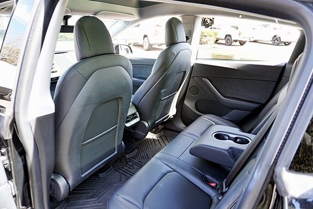 Used 2021 Black Tesla Long Range image 15