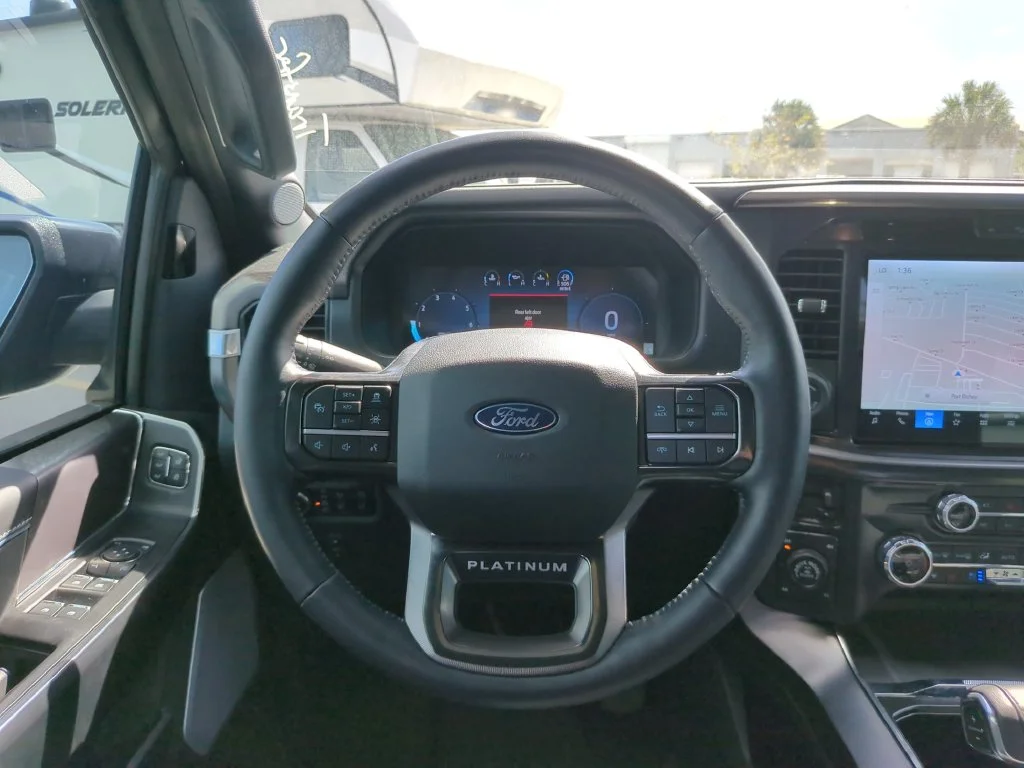 Used 2025 Agate Black Metallic Ford Platinum image 20
