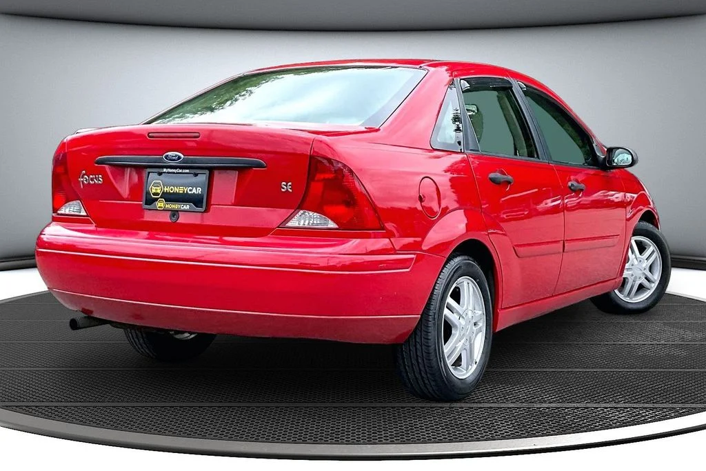 Used 2001  Ford SE image 6