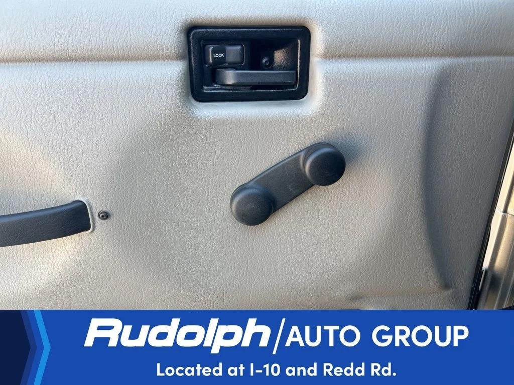 Used 2006 Light Khaki Metallic Jeep Unlimited Rubicon image 16