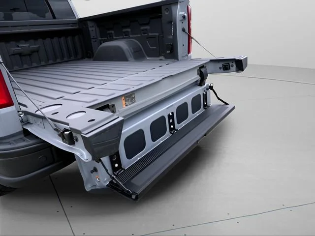 2025 Chevrolet Silverado 1500 ZR2 - Photo 21
