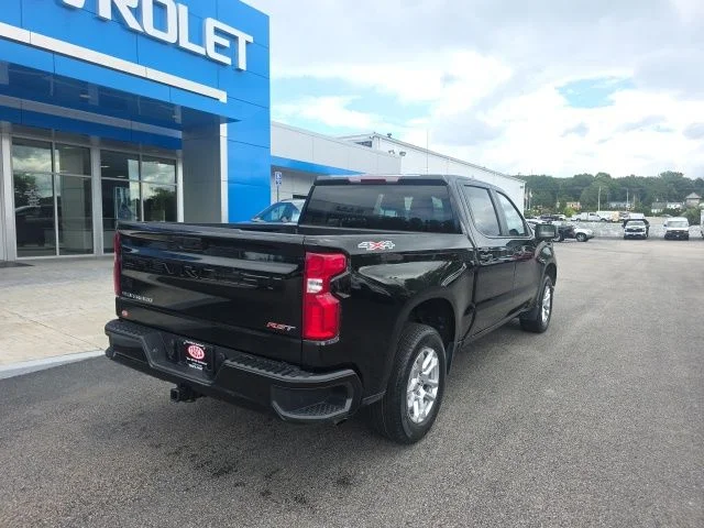 Used 2026 Black Chevrolet RST image 7