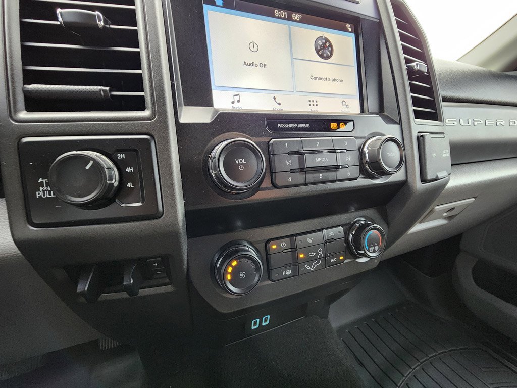 Used 2019 Oxford White Ford XL image 14