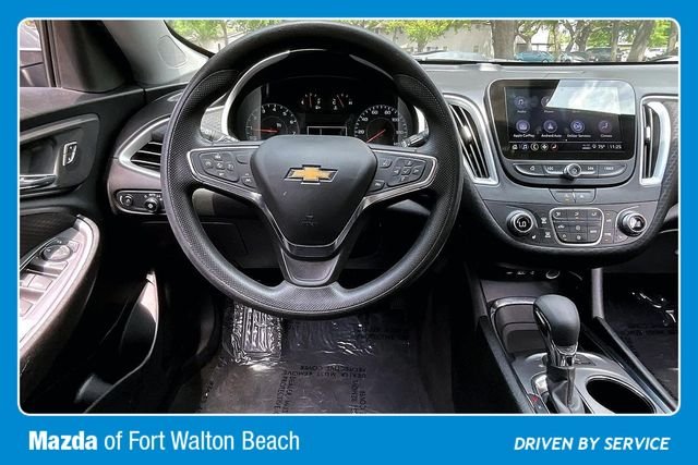 Used 2024 Gray Chevrolet LT image 8