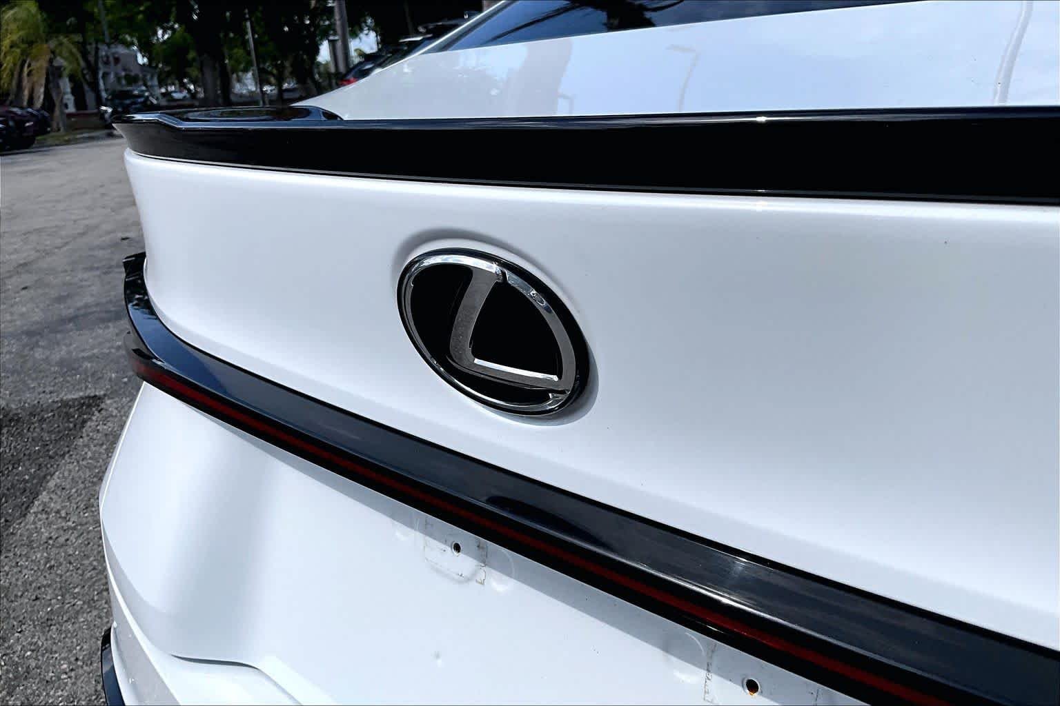 Used 2022 Ultra White Lexus F SPORT image 31