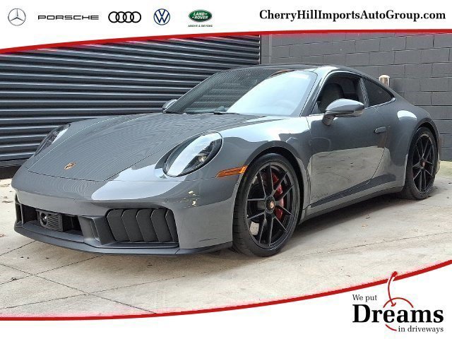 2025 Porsche 911 GTS