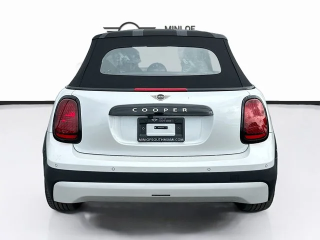 New 2026 White MINI Iconic image 5