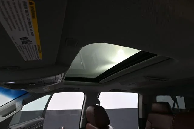 Used 2019 Beige Chevrolet Premier image 34