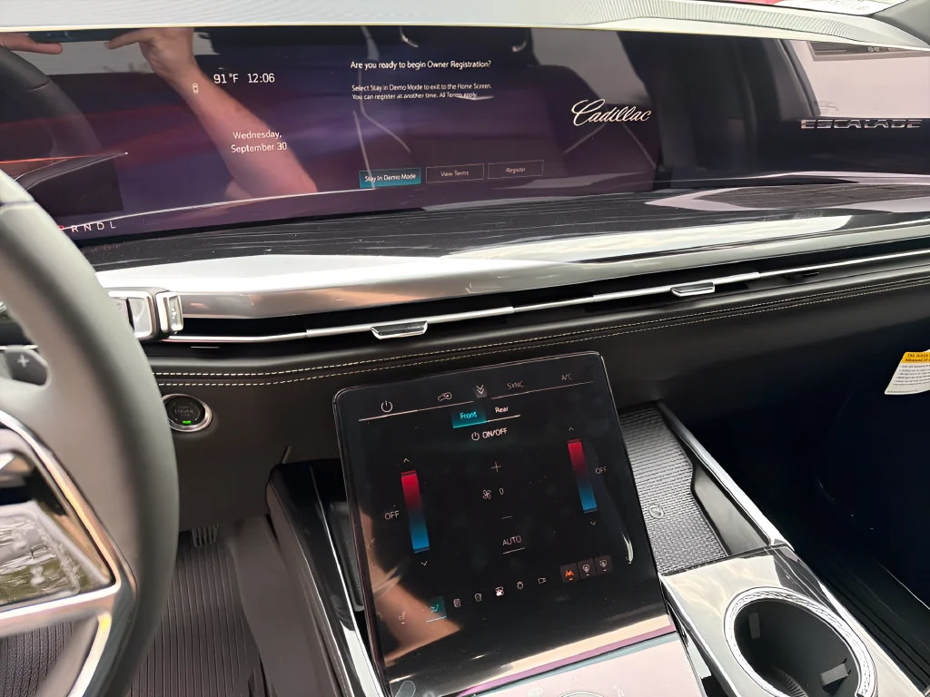 2027 Cadillac Escalade Sport - Photo 24