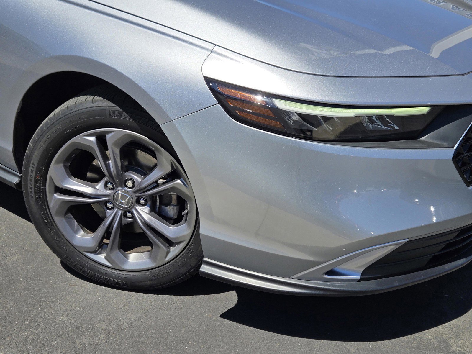 Certified Used 2023 Silver Honda EX image 9
