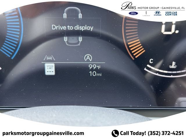 New 2025 Green Hyundai SEL image 27