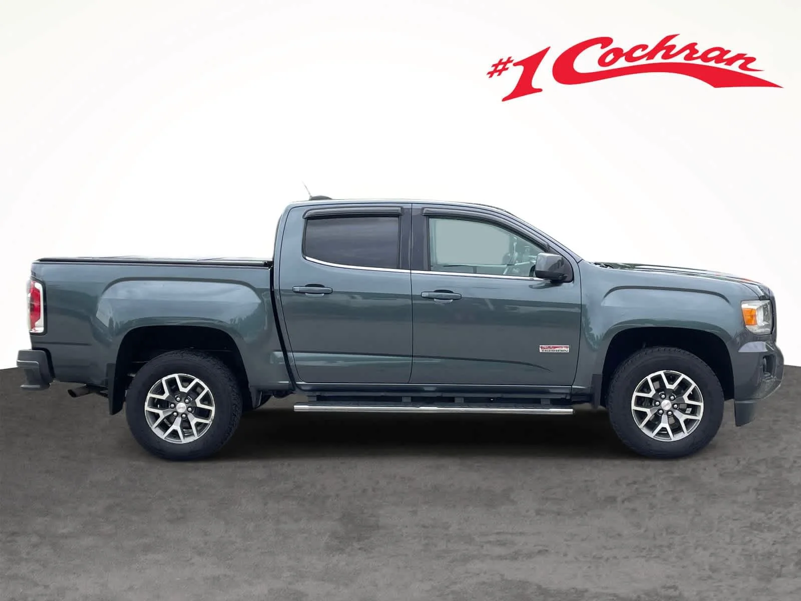 Used 2015 Cyber Gray Metallic GMC 4WD SLE image 6