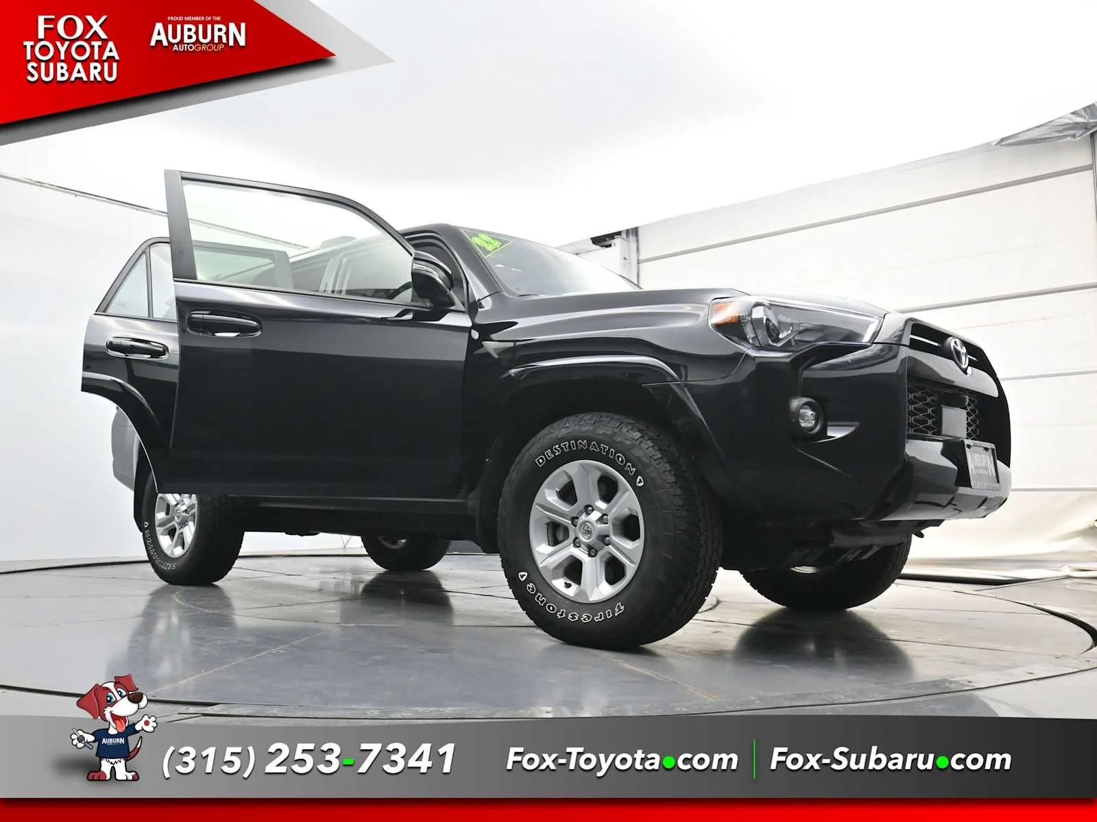 Used 2022 Midnight Black Metallic Toyota SR5 Premium image 40