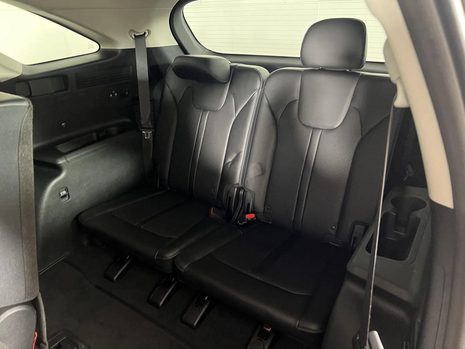 Used 2023 Ebony Black Kia X-Line S image 26