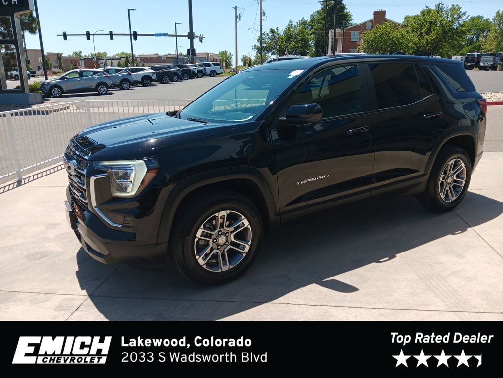 Used 2025 Ebony Twilight Metallic GMC Elevation image 1