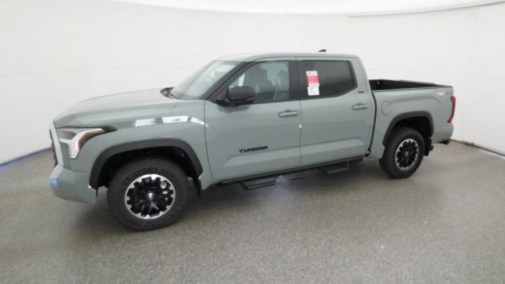 2026 Toyota Tundra SR5 - Photo 11