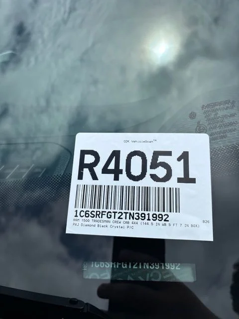 New 2026 Diamond Black Crystal Pearlcoat RAM Express image 32
