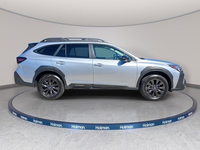 Used 2025 Silver Subaru Onyx Edition image 5