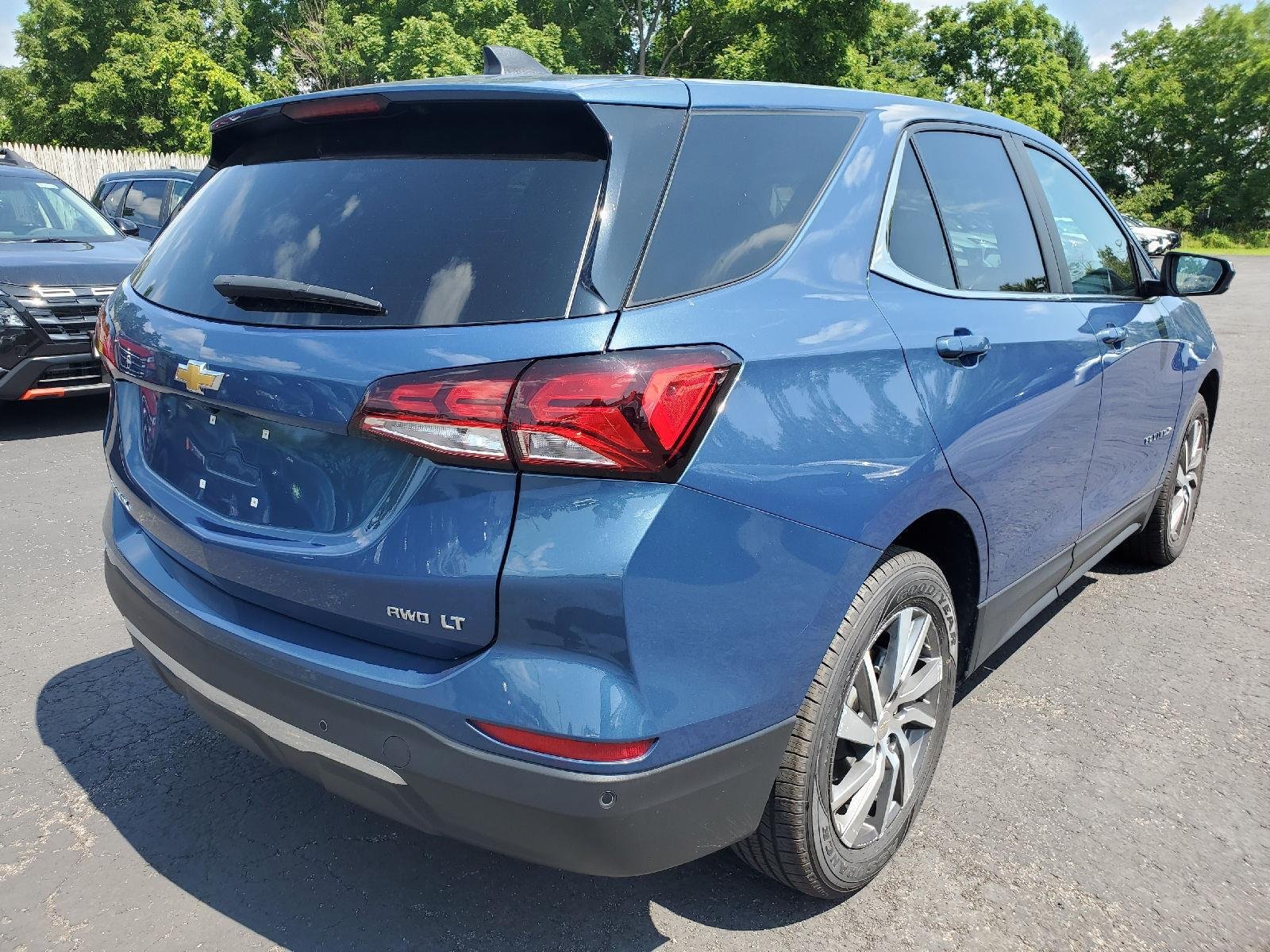 Used 2024 Lakeshore Blue Metallic Chevrolet LT image 2