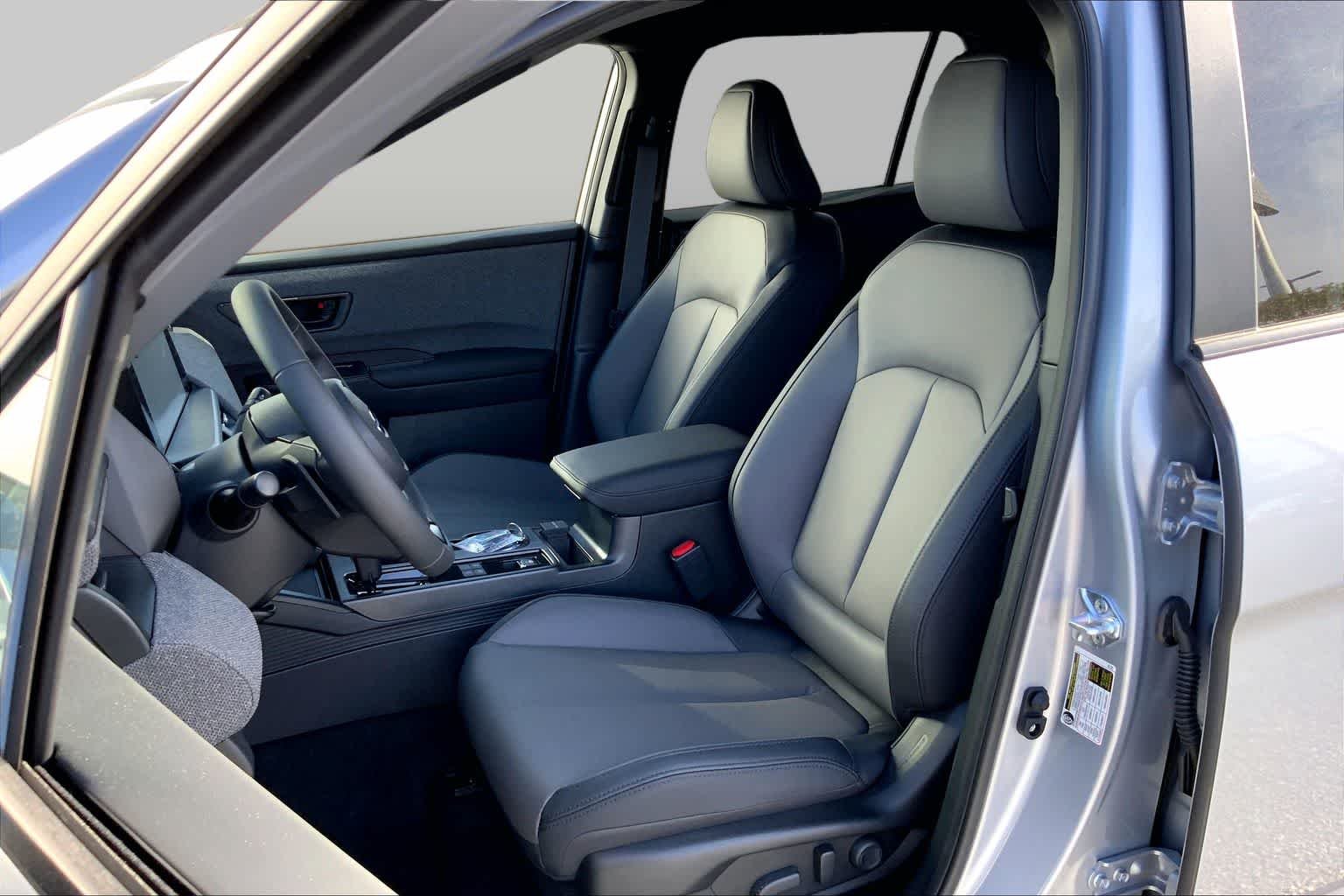 New 2026 ICE SILVER METALLIC Subaru Premium image 9