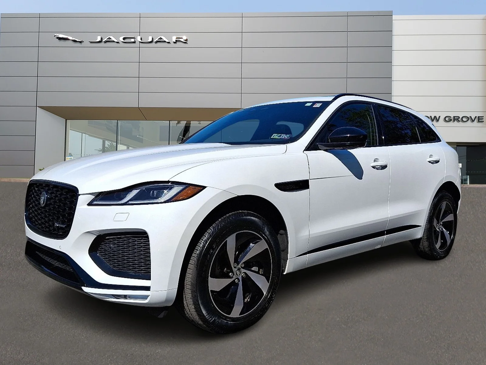 2025 Jaguar F-PACE R-Dynamic S