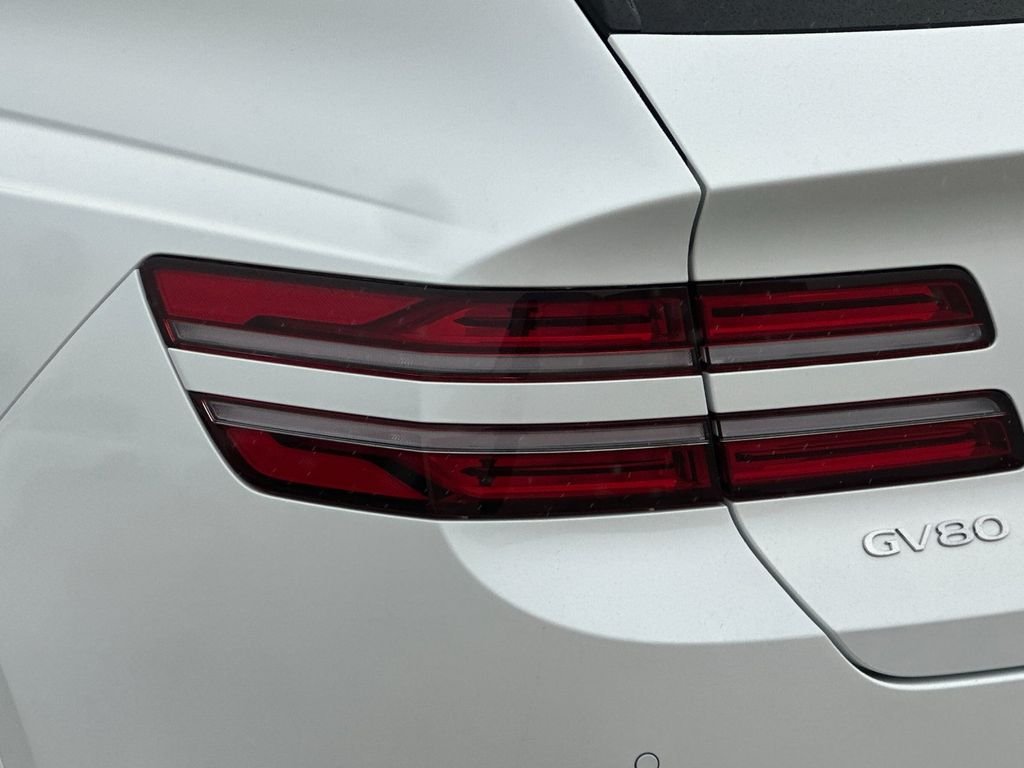 New 2026 White Genesis 2.5T SELECT image 27