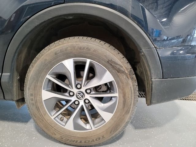 Used 2018 Aqua Toyota XLE image 14