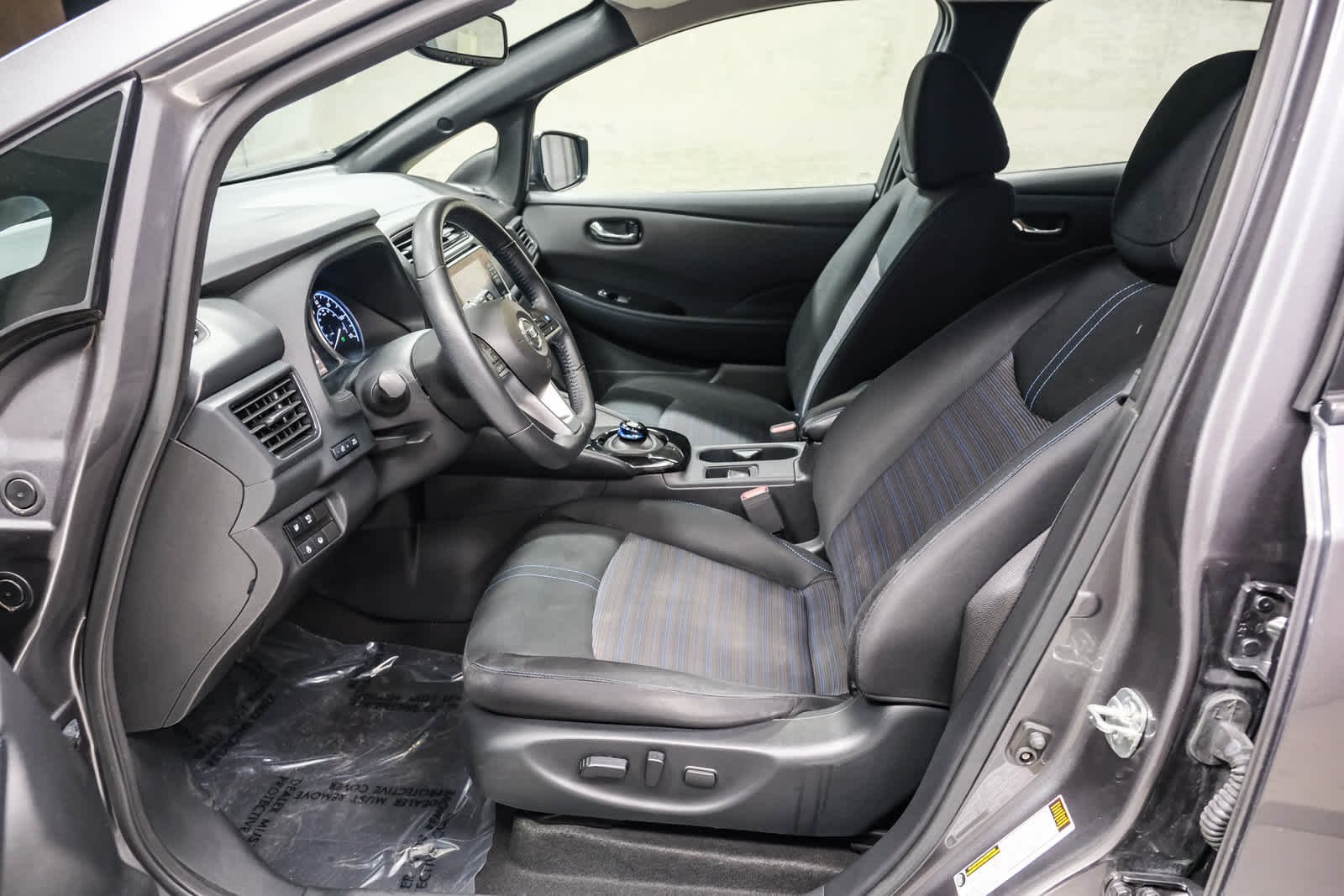 Used 2020 Gun Metallic Nissan SV image 20