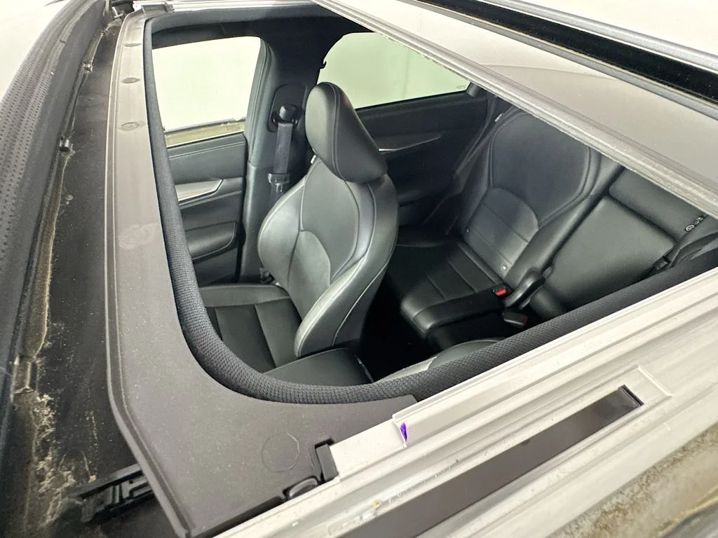 Certified Used 2023 Gray INFINITI LUXE image 26