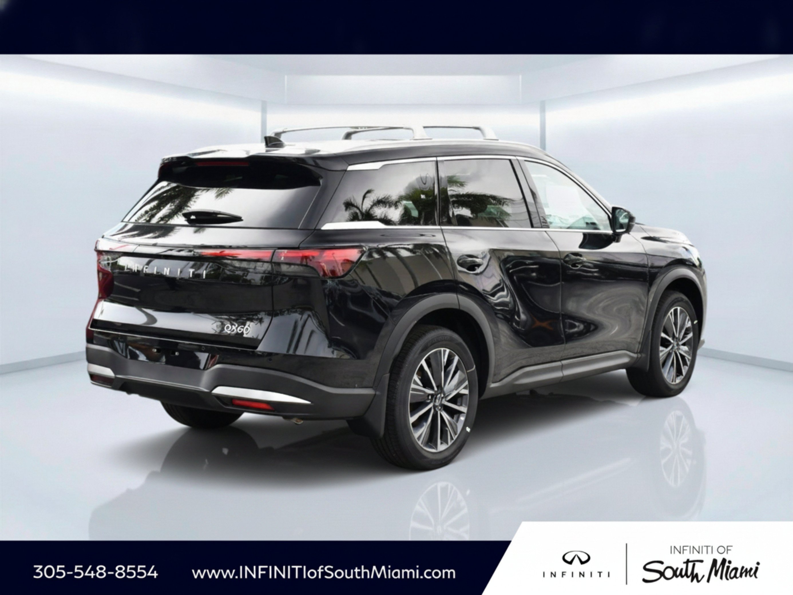 New 2027 MINERAL BLACK INFINITI Luxe FWD image 4