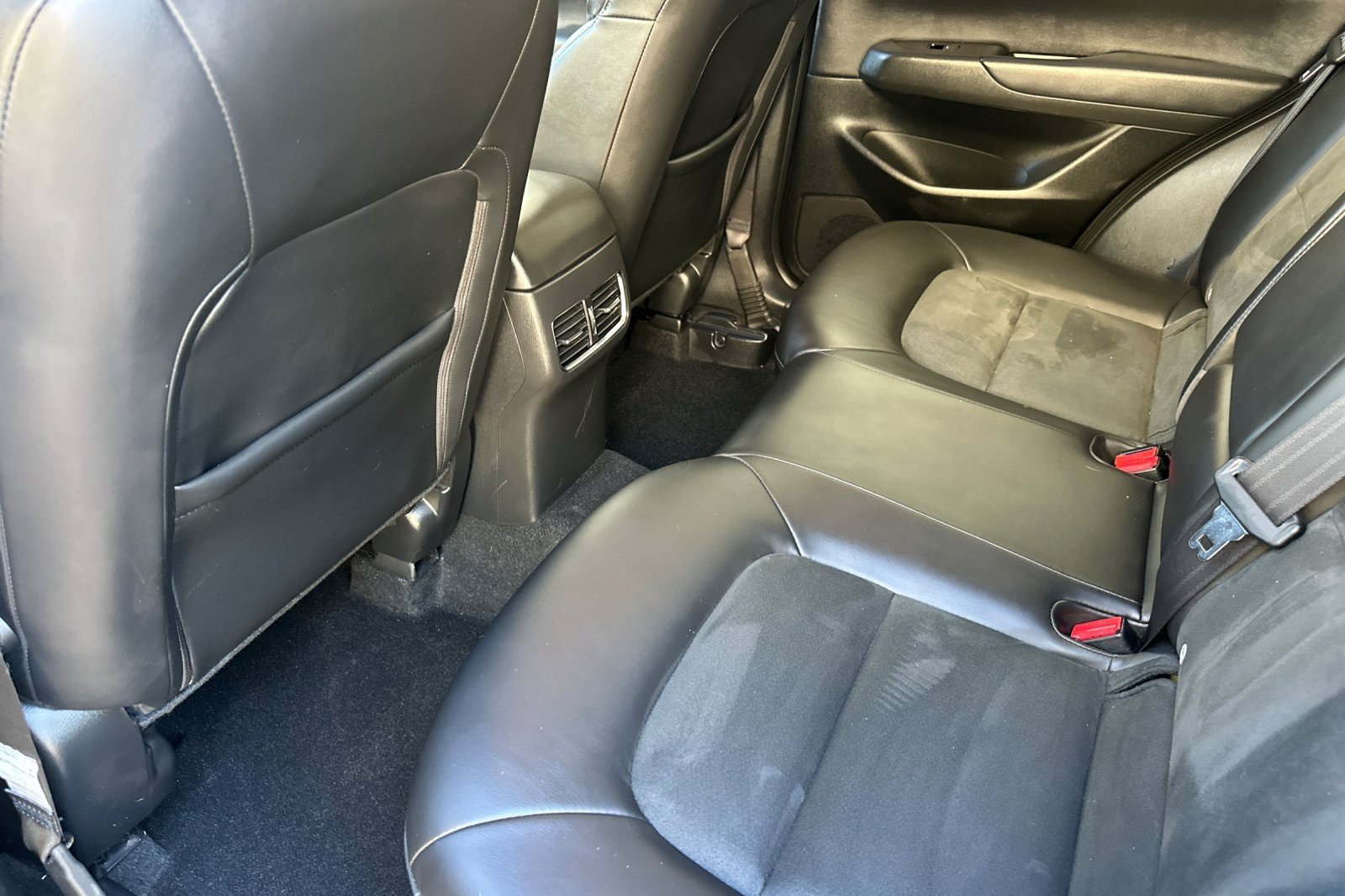 Used 2020 GREY Mazda Touring image 11