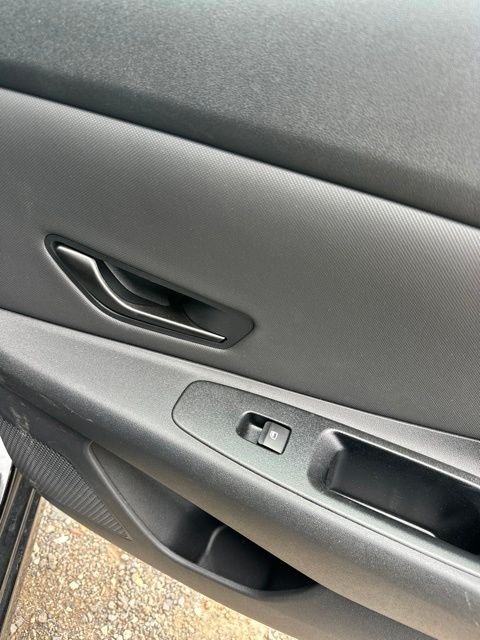 Certified Used 2025 Abyss Black Hyundai SEL Sport image 19