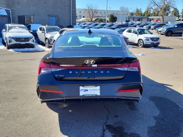 2024 Hyundai Elantra SEL - Photo 20