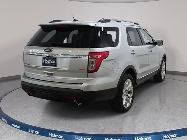 Used 2011 Silver Ford Limited image 6