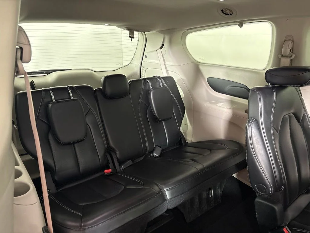 Used 2023 Gray Chrysler Touring L image 26
