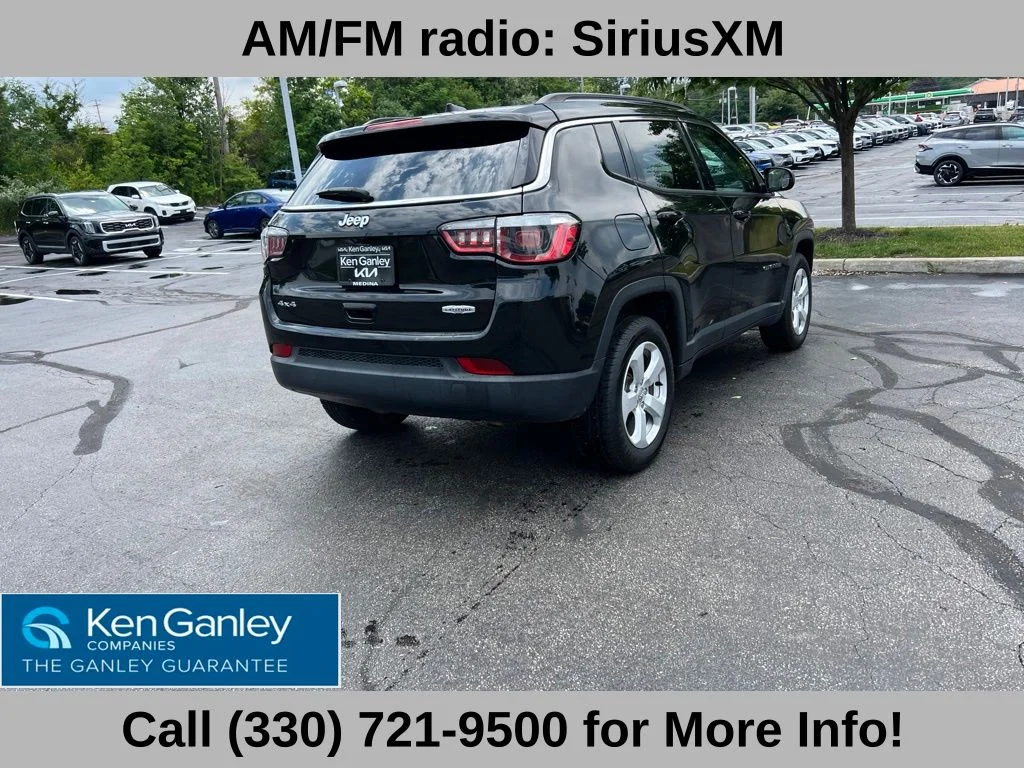 Used 2019 Black Jeep Latitude image 8
