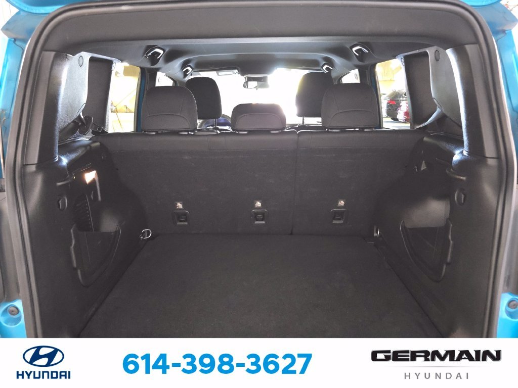 Used 2021 Teal Jeep Latitude image 21