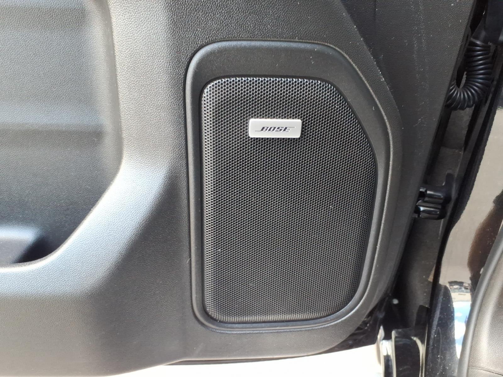 Used 2021 Onyx Black GMC SLT image 7