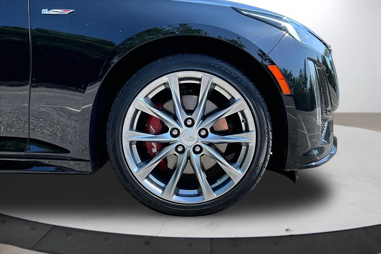 Certified Used 2022 Black Cadillac V-Series image 33