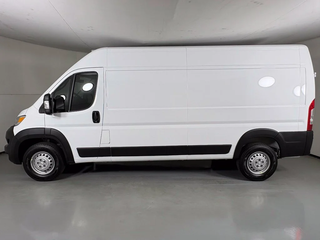 New 2027 White Ram High Roof image 5