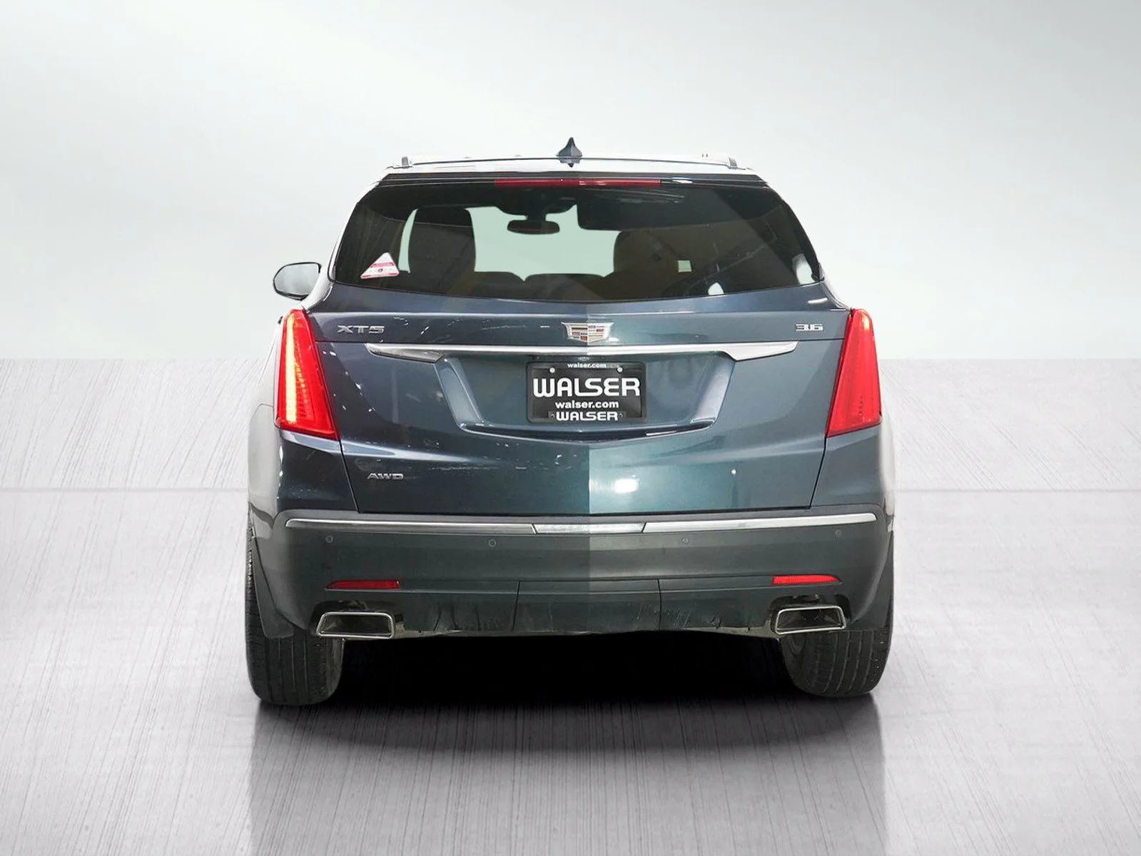 Used 2019 Shadow Metallic Cadillac Base image 4