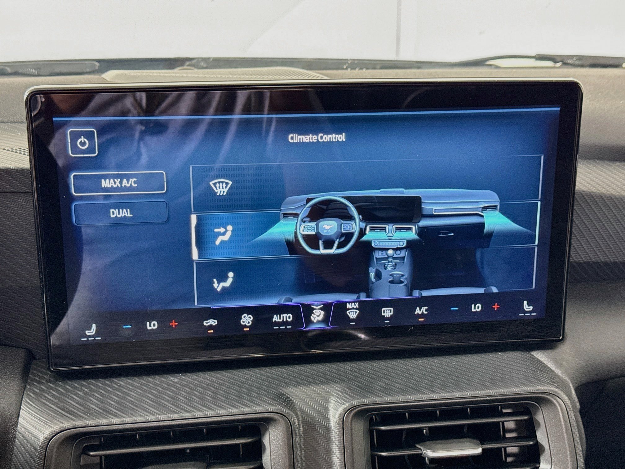 Used 2024 Blk Ford GT image 15