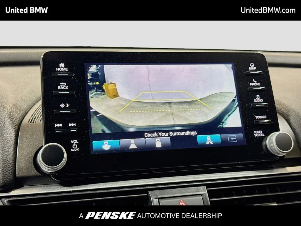 Used 2021 Crystal Black Pearl Honda Touring 2.0T image 9
