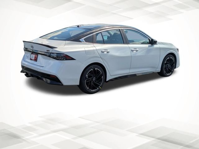 New 2026 White Nissan SR image 3
