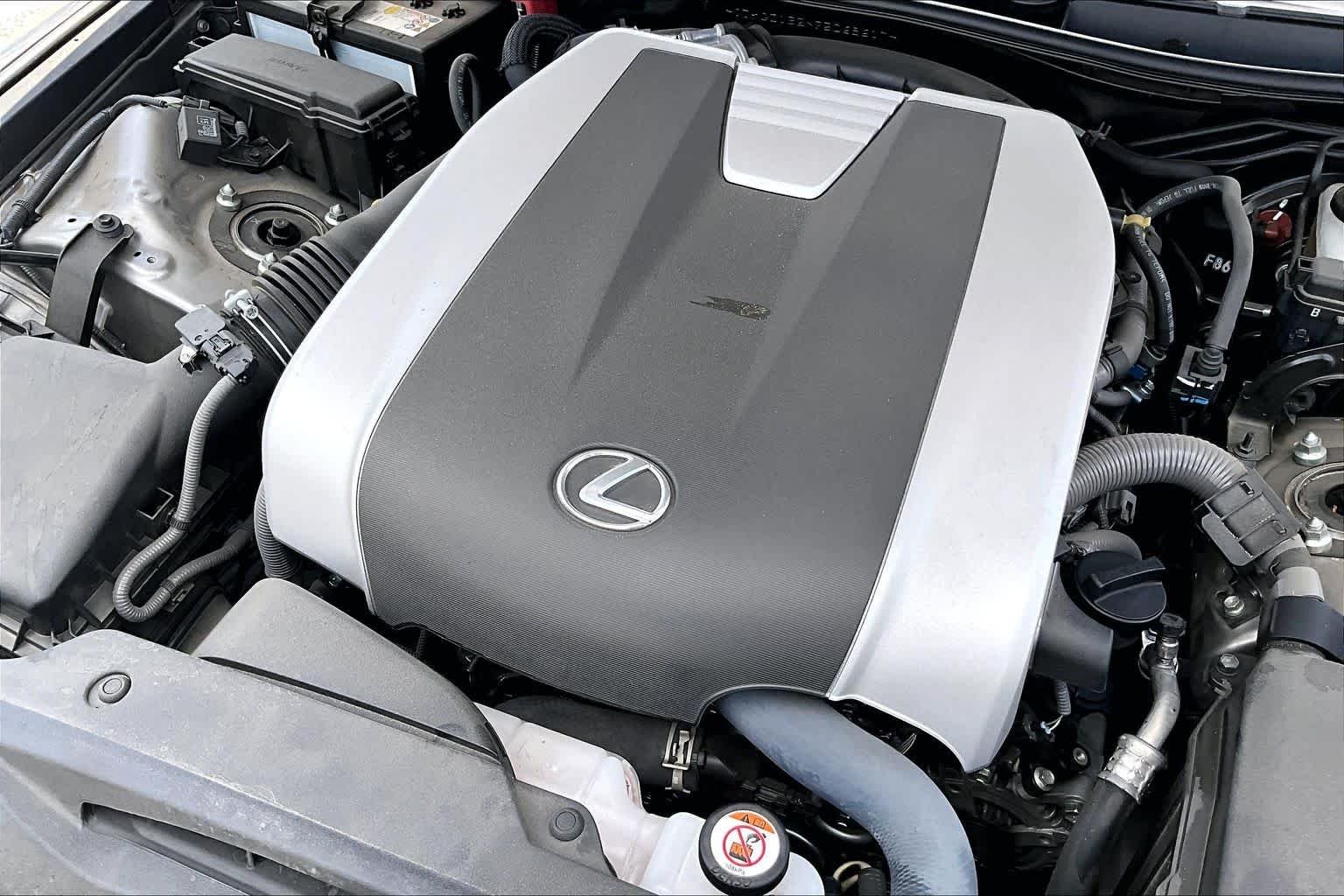 Used 2023 Atomic Silver Lexus F SPORT image 30