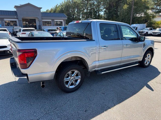 Used 2025 Silver Ford XLT image 4