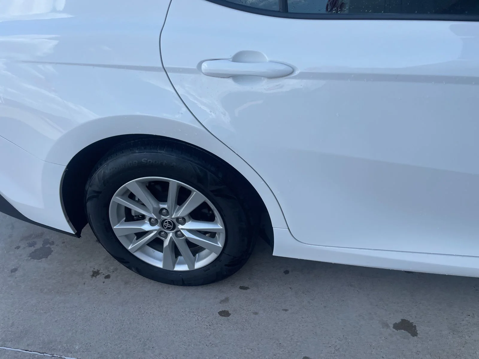 Used 2025 White Toyota LE image 7