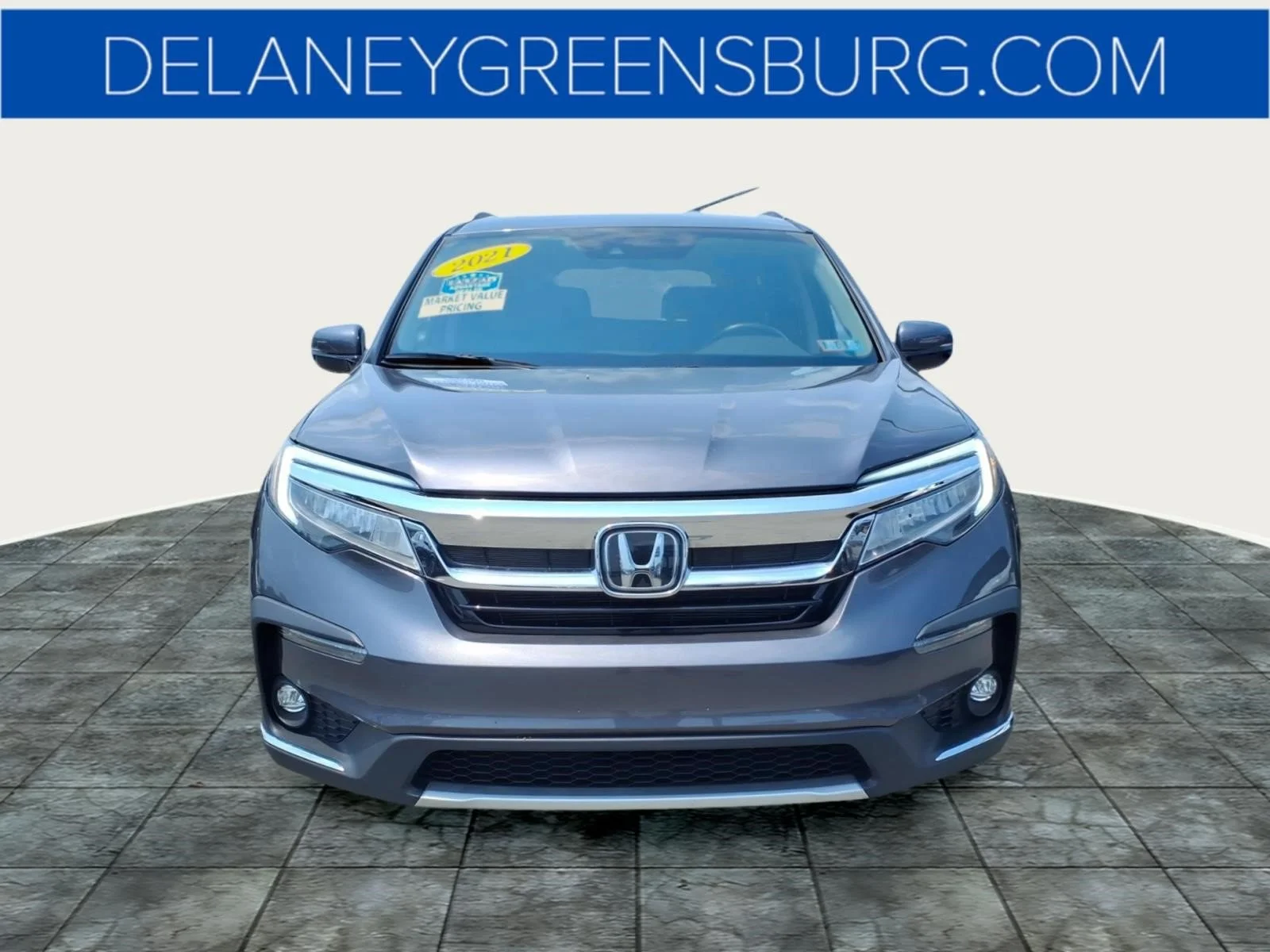 Used 2021 Crystal Black Pearl Honda Touring 8 Passenger image 8