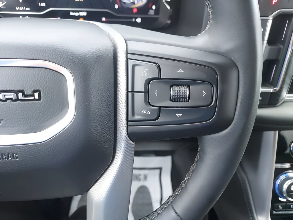 Used 2023 Silver GMC Denali image 12