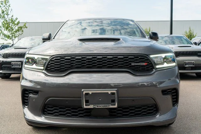 New 2026 Vapor Gray Exterior Paint Dodge GT Plus HEMI V8 image 3